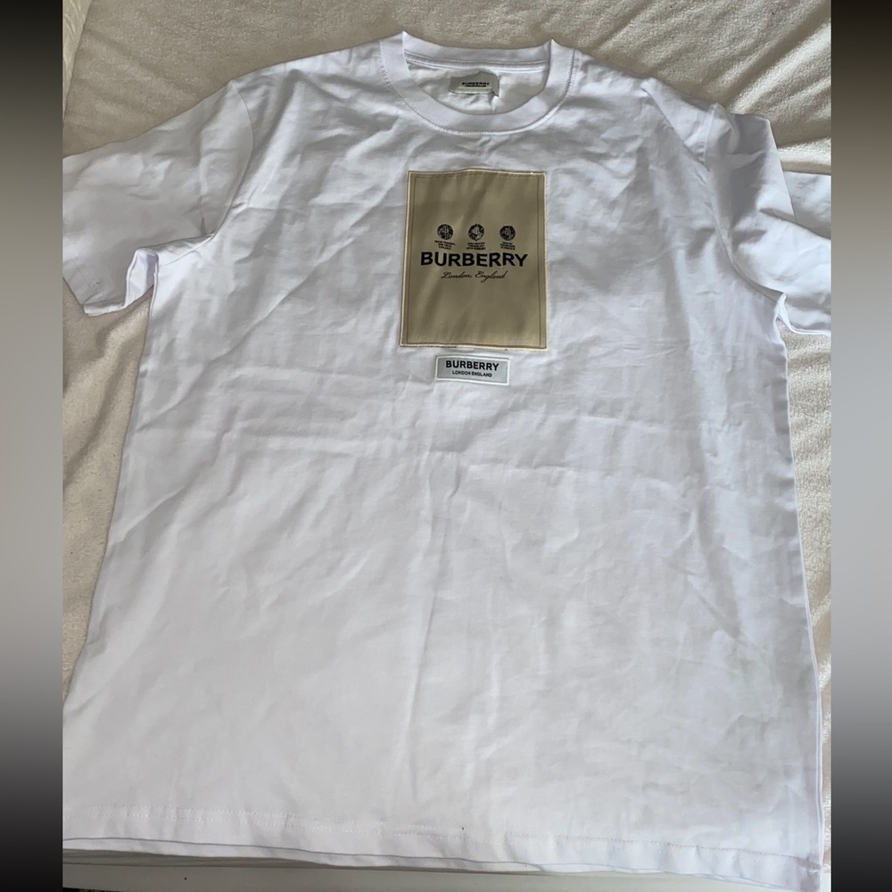 Burberry Graphic mens Shirt Brand New size X Large